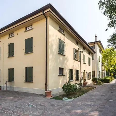 דירה Giotto 23, Accogliente E In Zona Residenziale. *