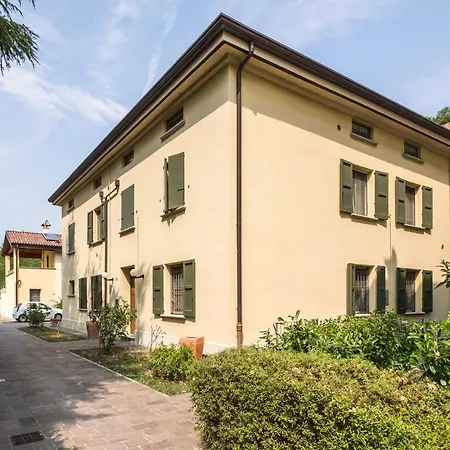 Giotto 23, Accogliente E In Zona Residenziale. דירה בולוניה
