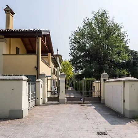 Giotto 23, Accogliente E In Zona Residenziale.